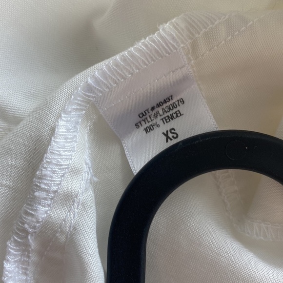 Lacausa White Sleeveless Shift Dress - Picture 5 of 6